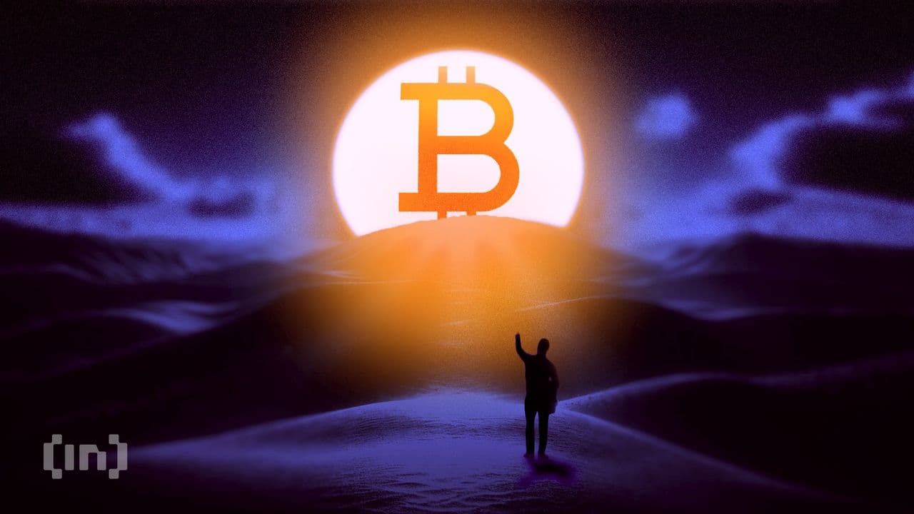 Биткоин падает в октябре вопреки истории — все решит уровень $80 400